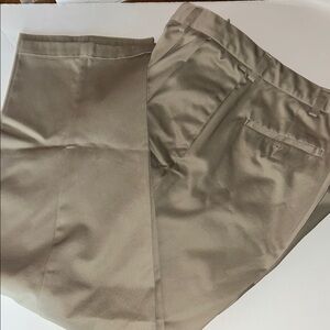 Haggar Tan Chinos Classic Straight-Leg Design